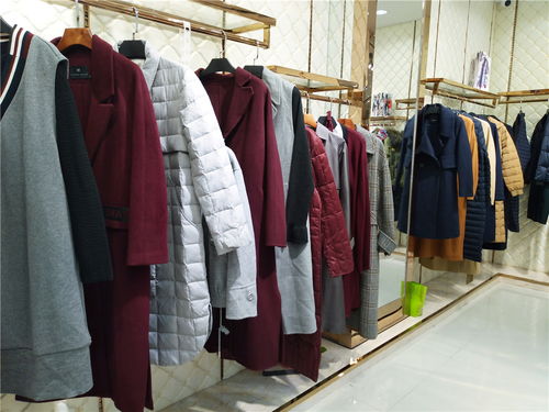 杭州華人杰女裝 冬裝時尚大氣，品牌尾貨折扣精選